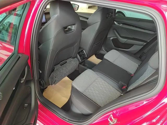 Skoda Octavia 1.5 TSI Combi Sportline iV