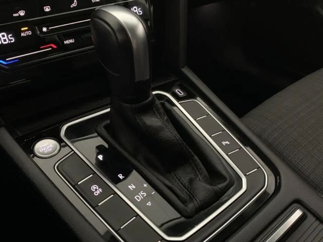 Volkswagen Passat Business Variant