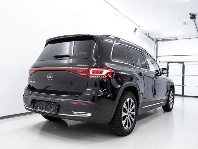 Mercedes-Benz EQB 250