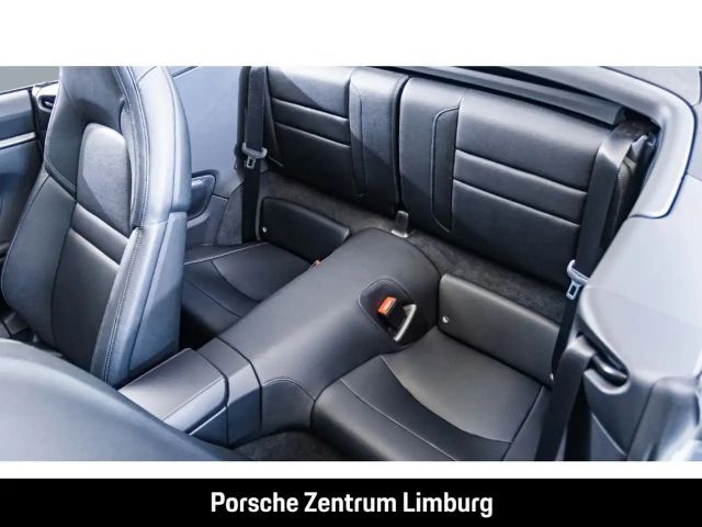 Porsche 992 Cabrio Carrera