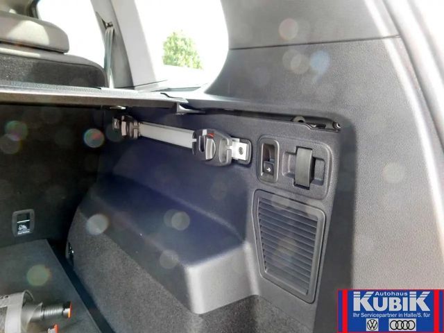 Volkswagen Touran 2.0 TDI DSG R-Line