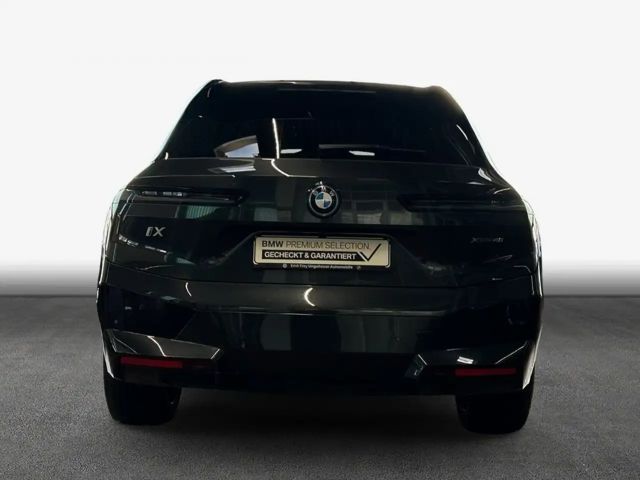 BMW iX xDrive40