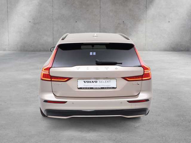 Volvo V60 AWD Dark Plus Recharge T6