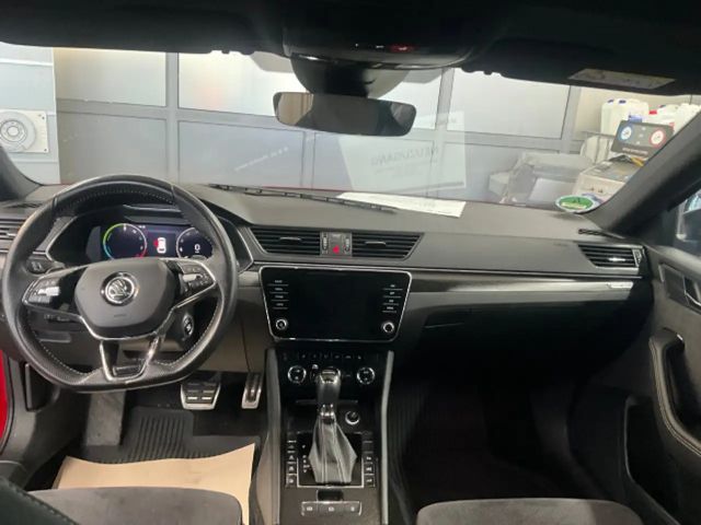 Skoda Superb Combi Sportline iV