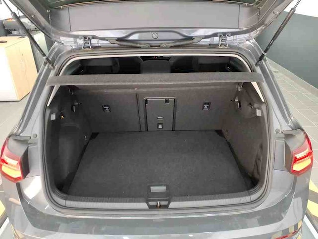 Volkswagen Golf 2.0 TDI DSG Golf VIII IQ.Drive