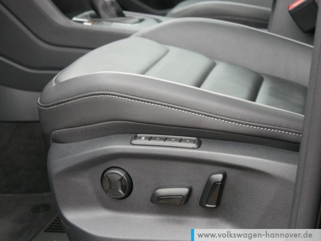 Volkswagen Tiguan 2.0 TDI DSG R-Line