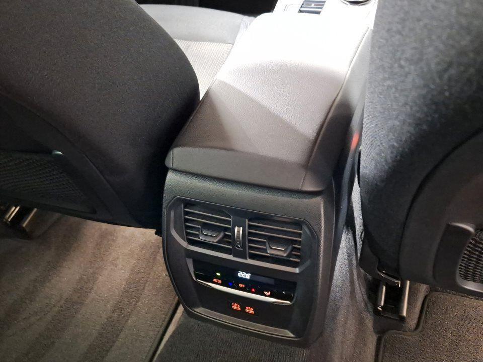 BMW 330 330i Touring