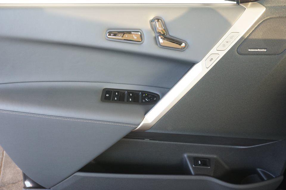 BMW iX xDrive50
