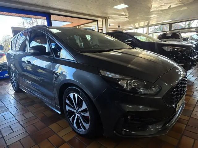 Ford S-Max ST Line