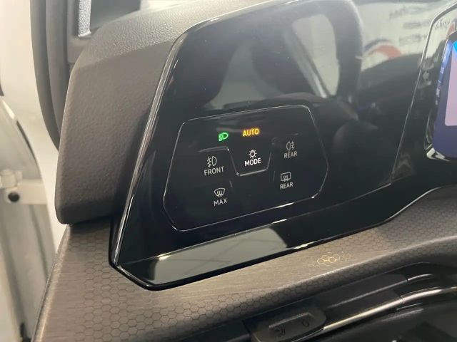 Volkswagen Golf 2.0 TSI DSG GTI