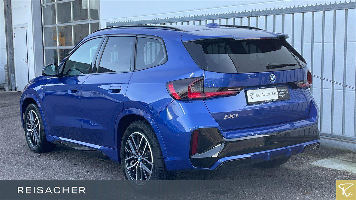 BMW iX1 xDrive30