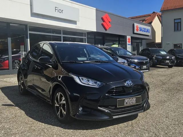 Toyota Yaris Active Hybride VVT-i