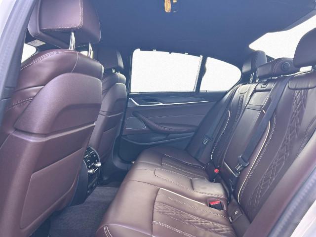 BMW 545 545e Luxury Line Sedan xDrive