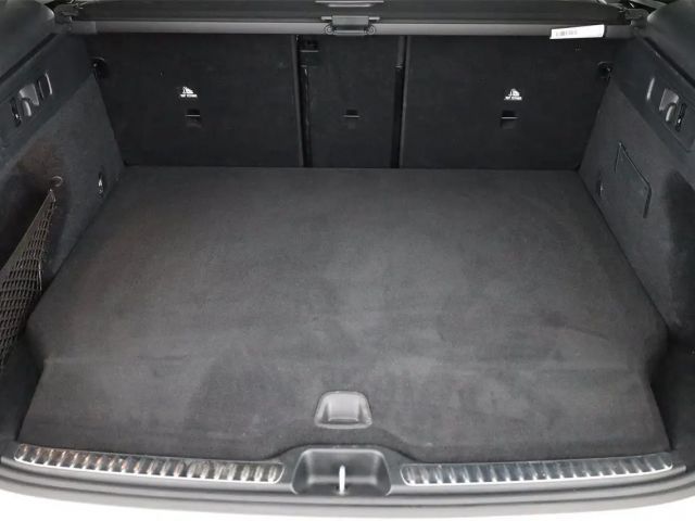 Mercedes-Benz GLC 300 AVANTGARDE