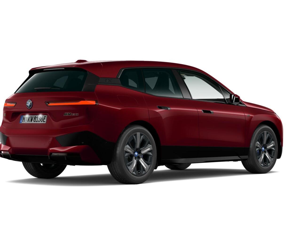 BMW iX M60