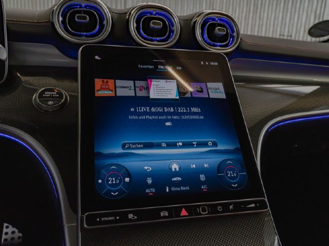 Mercedes-Benz C 200 AMG Line Sedan