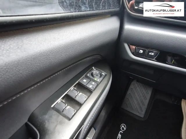 Lexus NX Business Line