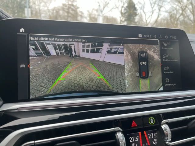BMW X7 i/HUD/Panorama/Navigation/HarmanKardon