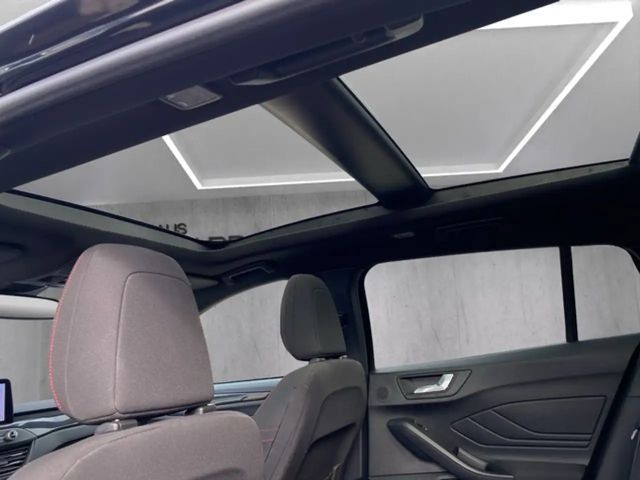 Ford Focus EcoBoost ST Line Wagon