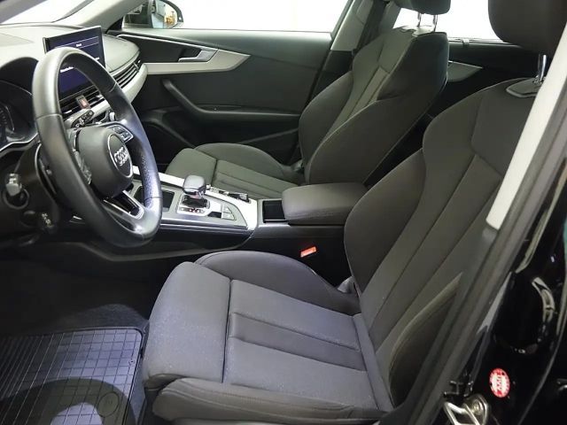 Audi A4 35 TDI Avant S-Tronic