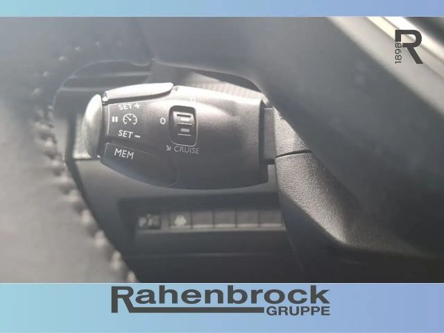 Peugeot E-208 Active Pack