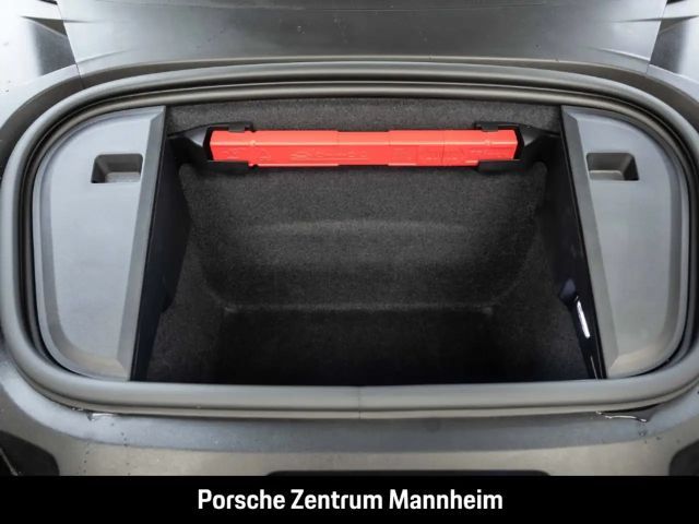 Porsche Taycan S Turbo