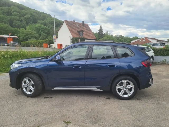 BMW X1 BMW  s18i AHK 18" X Line Bluetooth Navi Klima