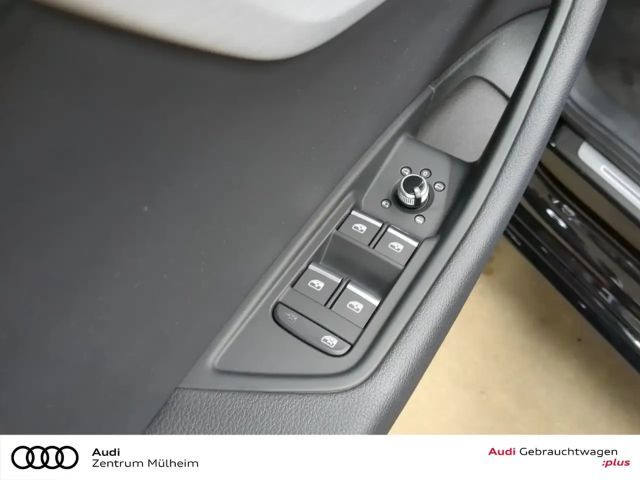 Audi A4 30 TDI Avant S-Line