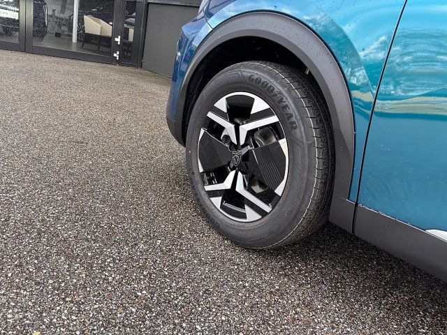 Peugeot 2008 Allure Pack Hybrid