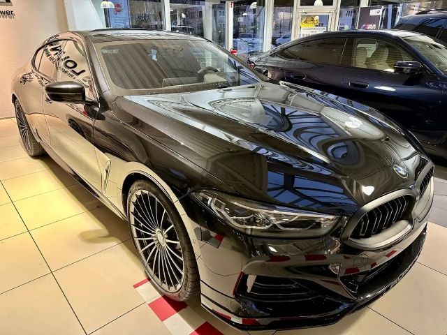 Alpina B8 Gran Coupe. Schwarz. Voll. Souverän.