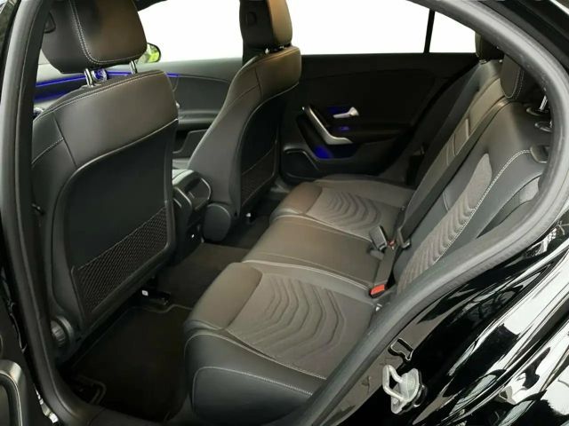 Mercedes-Benz A 220 4MATIC Progressive