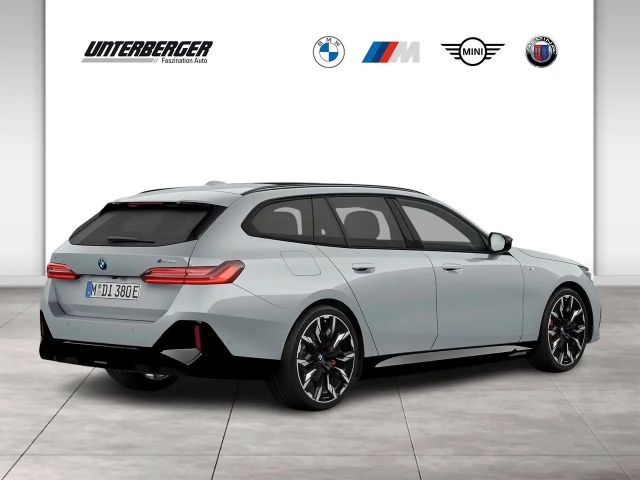 BMW i5 M60 Touring xDrive