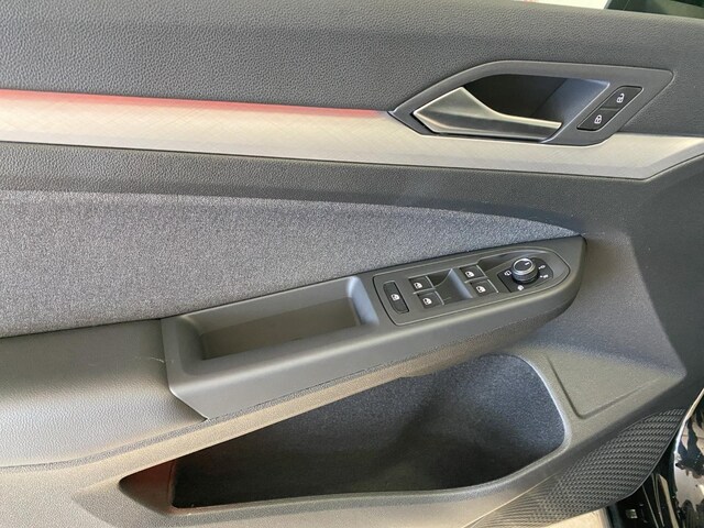 Volkswagen Golf 1.5 TSI BMT Golf VIII