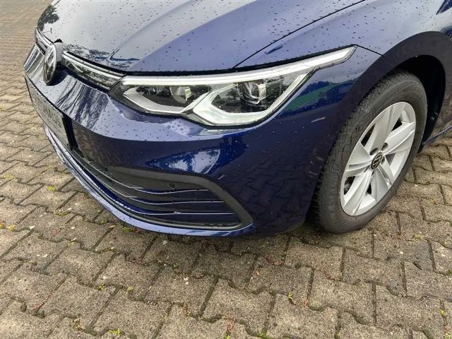 Volkswagen Golf 1.5 eTSI DSG Life