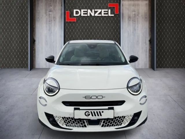 Fiat 600e Hybrid 100