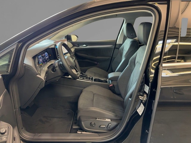 Volkswagen Golf DSG Style Variant