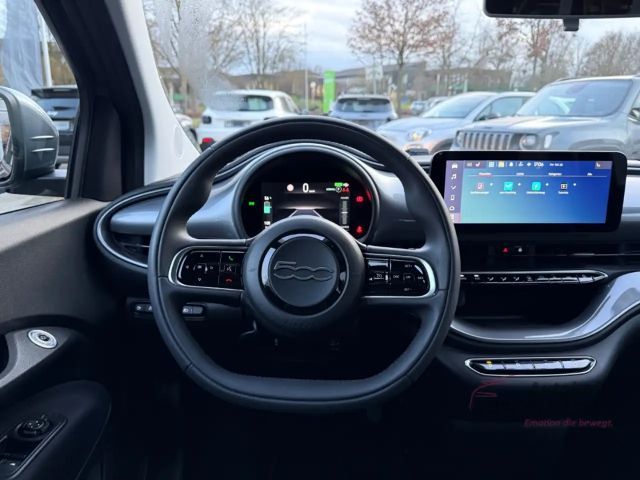 Fiat 500e +Keyless+Klimaaut.+Rückfahrkam.+PDC+Sitzheiz.