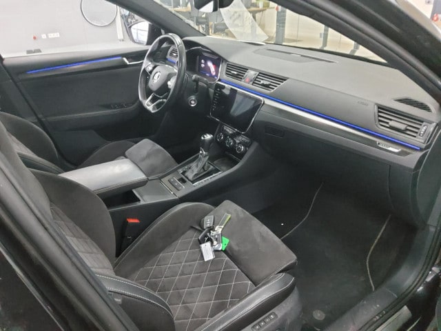 Skoda Superb 2.0 TSI 4x4 Combi Sportline