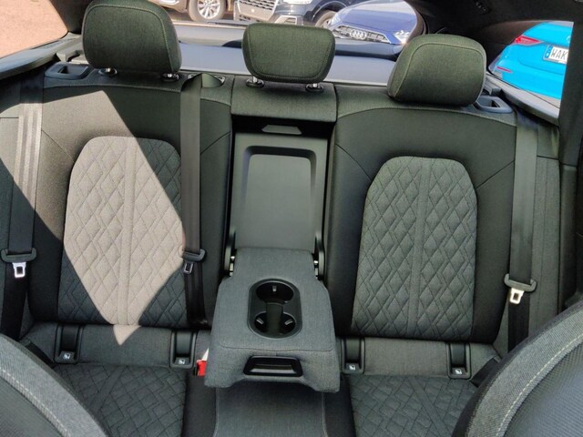 Audi A6 Avant Quattro S-Tronic