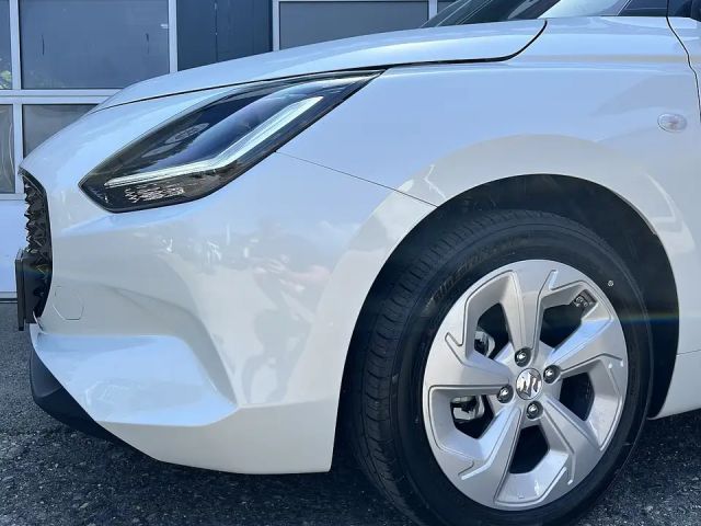 Suzuki Swift Hybrid Shine