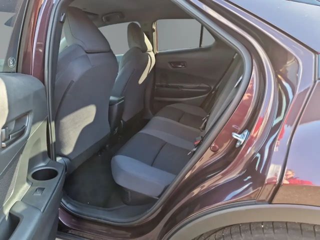 Toyota C-HR Hybride Plug-in Team D