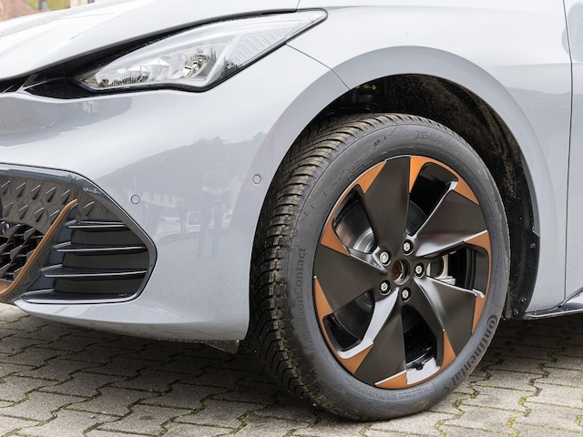 Cupra Born Born 360 ALLWETTER LM19 PRIVACY SITZHZ