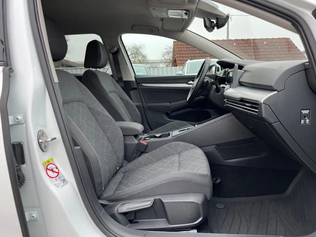 Volkswagen Golf DSG Life Variant