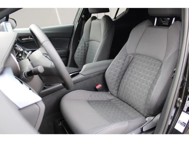 Toyota C-HR Hybride Team D