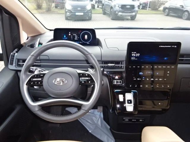 Hyundai Staria Prime