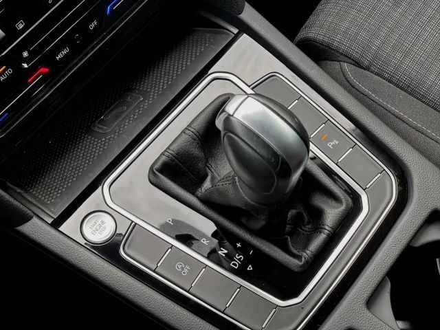 Volkswagen Passat 2.0 TDI Business DSG Variant