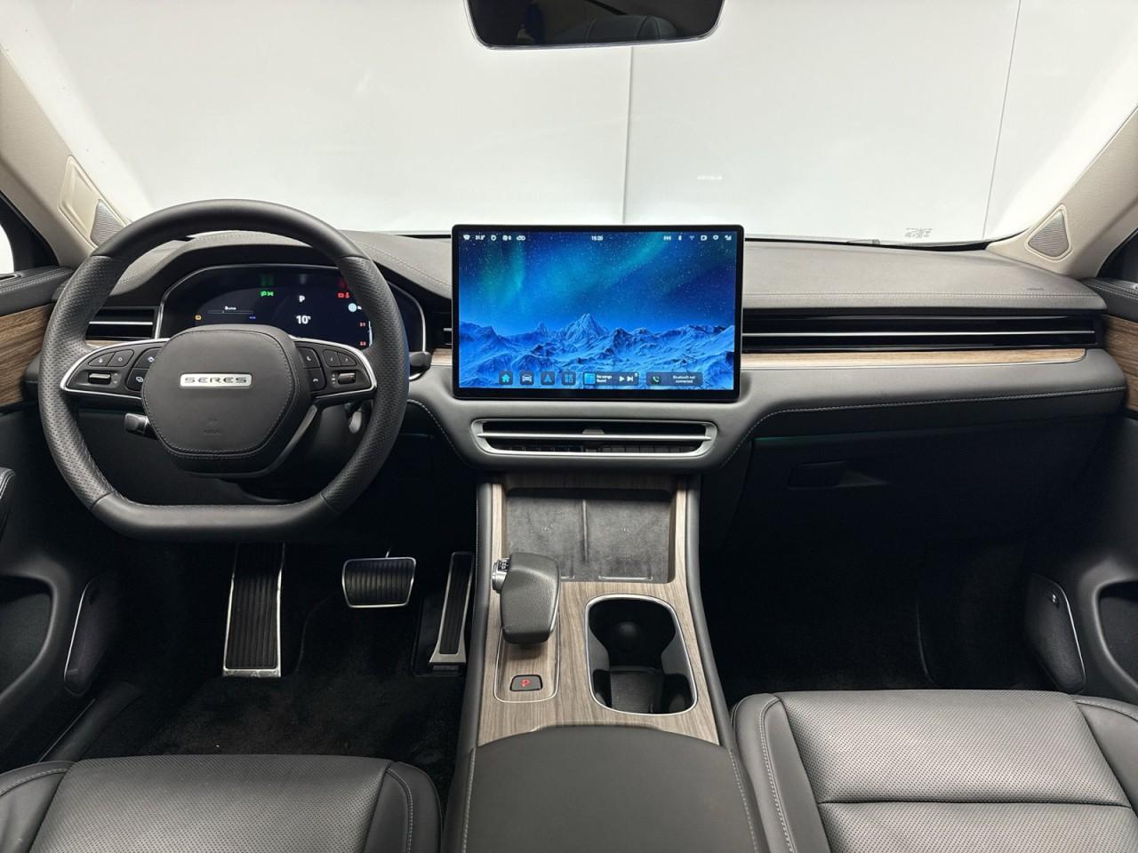 Seres 5 Luxury Klima Navi Leder Rückfahrkamera