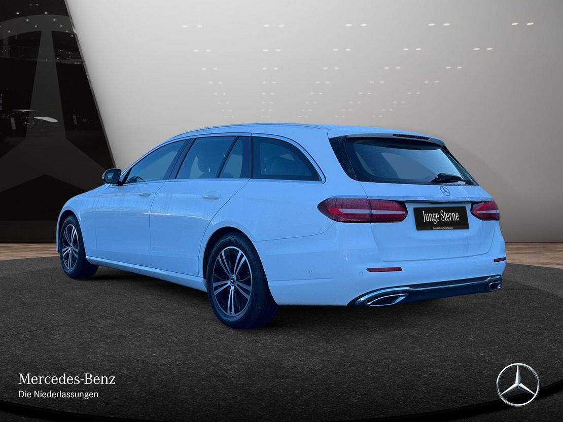 Mercedes-Benz E 200 AVANTGARDE E 200 d Estate