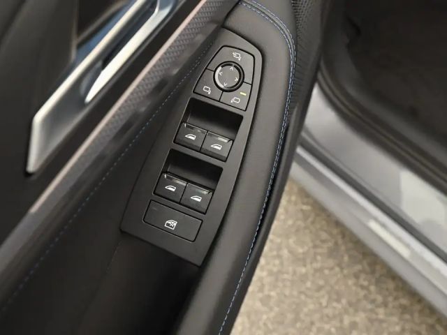 BMW 218 218d Active Tourer Sedan