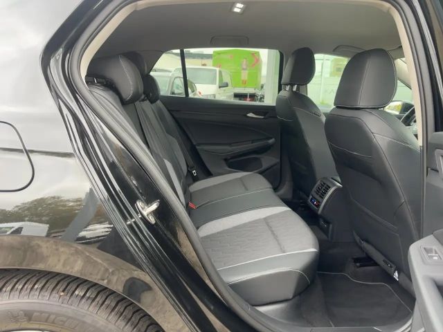 Volkswagen Golf 1.5 TSI Golf VIII